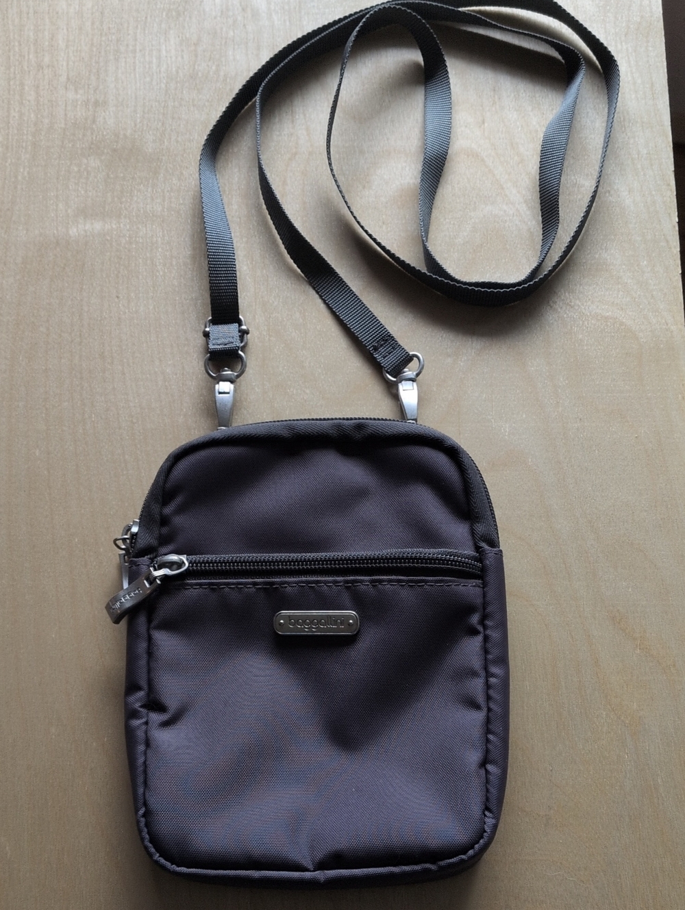 Baggallini Essential Mini Crossbody Bag